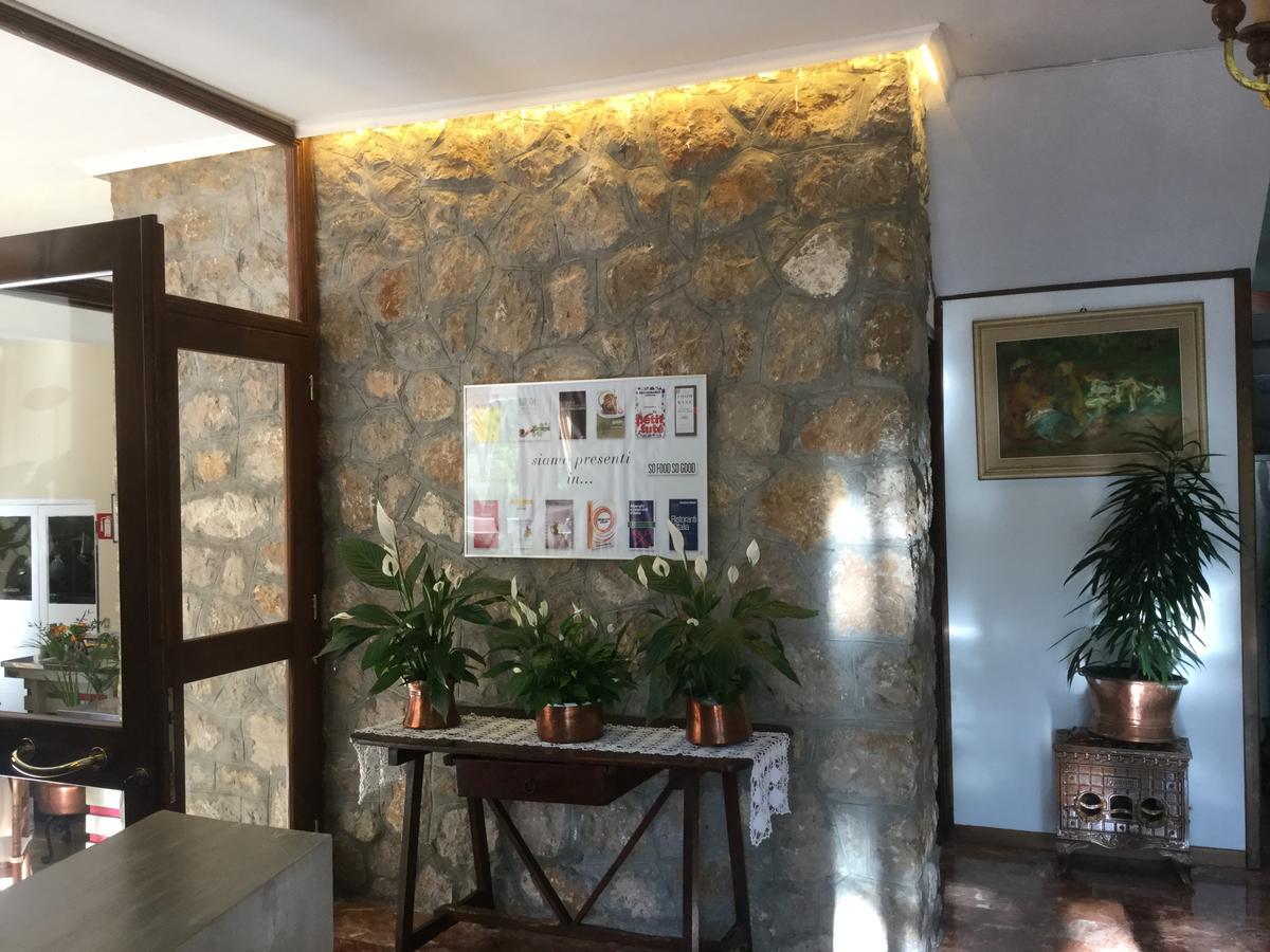 Hotel Ristorante Tipico Terme Pigna Exterior foto